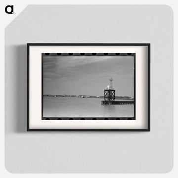 Deck Hand Throwing Line, Burrwood, Louisiana
 - ラッセル リー Poster.