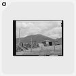 アートポストカード-Barnyard of Spanish-American Farmer near Questa, New Mexico
 - ラッセル リー Postcard.