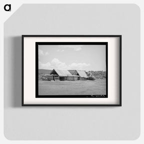 アートポスター-Hay Barns of a Spanish-American Farm, Llano, New Mexico
 - ラッセル リー Poster.
