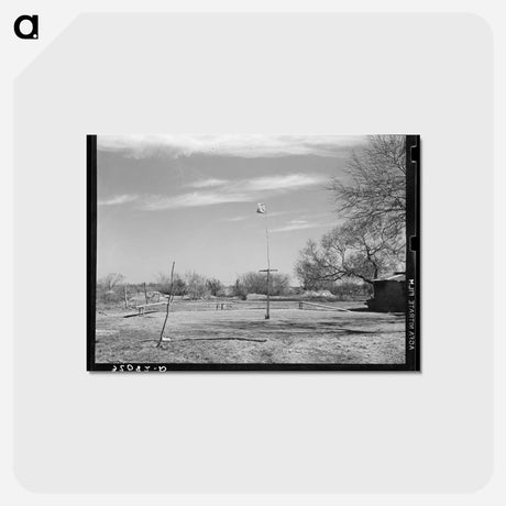 アートポストカード-Pole Dance near Santa Maria, Texas
 - ラッセル リー Postcard.
