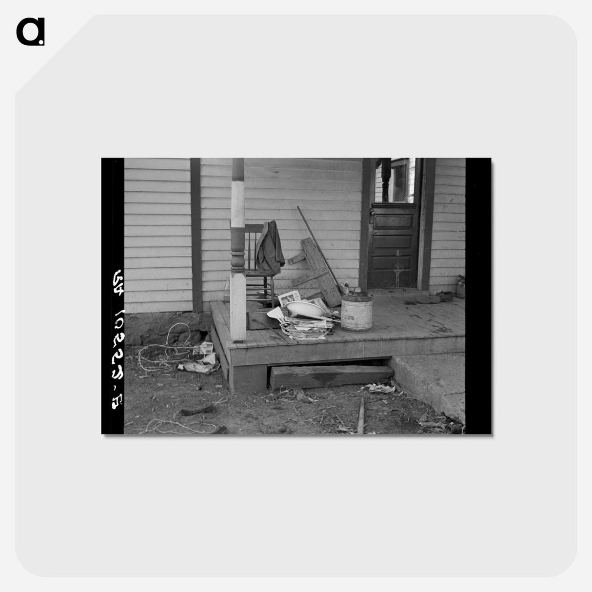 アートポストカード-Farmhouse Backporch During Relocation
 - ラッセル リー Postcard.