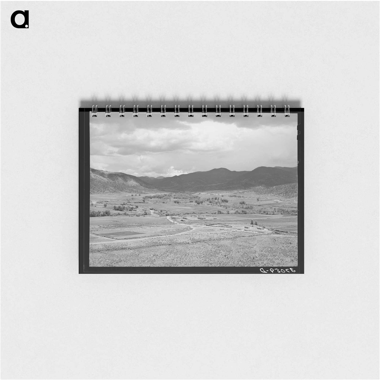 アートメモ帳-The Valley of the Rio Costilla at Amalia
 - ラッセル リー Memo.