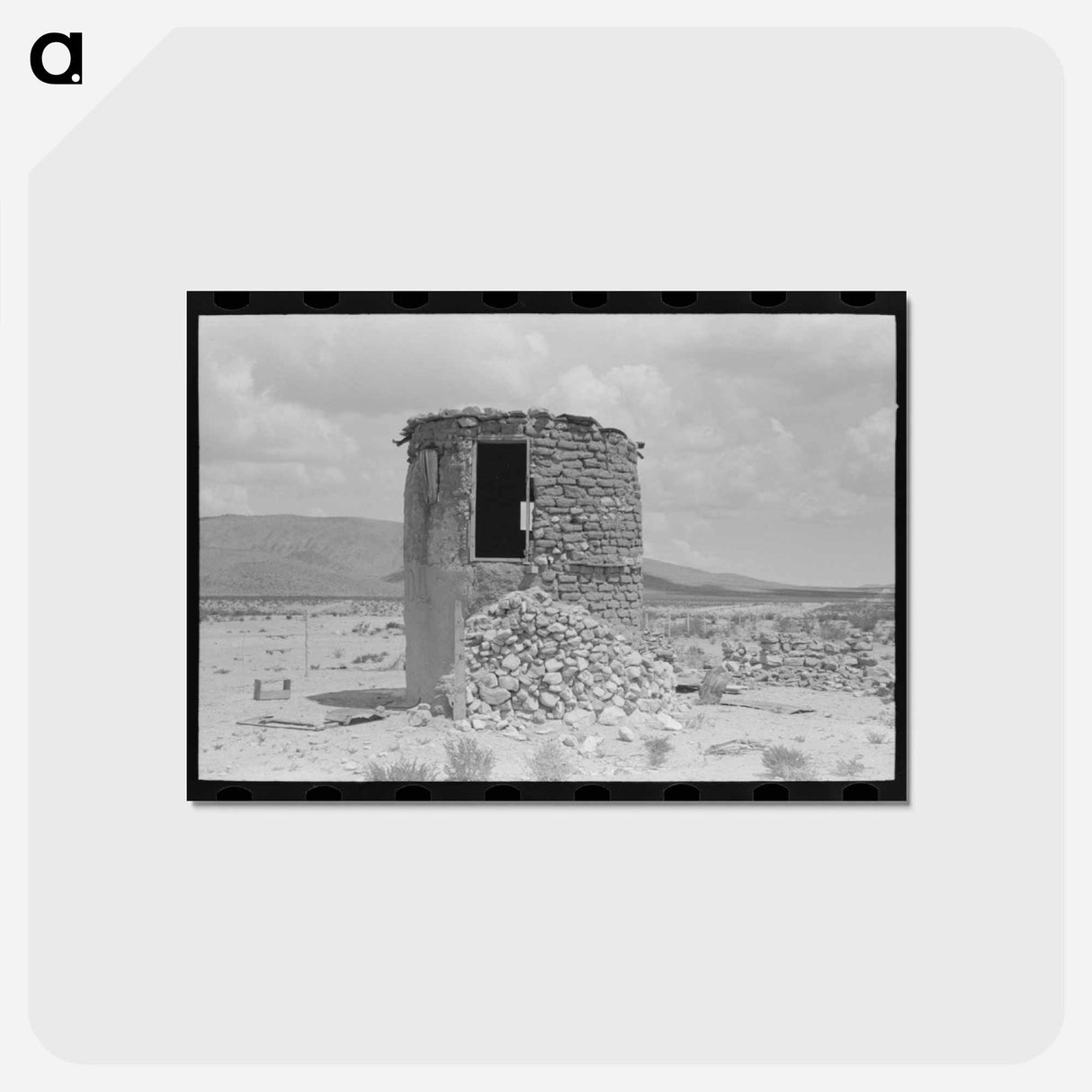 アートポストカード-Abandoned Edifice, U.S. 85, Near Hatch, New Mexico
 - ラッセル リー Postcard.
