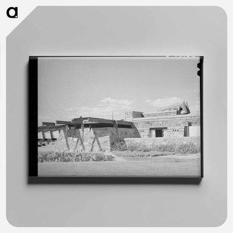 アートパネル-Winter Quarters of Frank Lloyd Wright, Foot of McDowell Mountain
 - ラッセル リー Canvas.