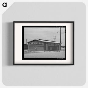 アートポスター-Migratory Labor Camp Sanitary Unit, Sinton, Texas
 - ラッセル リー Poster.