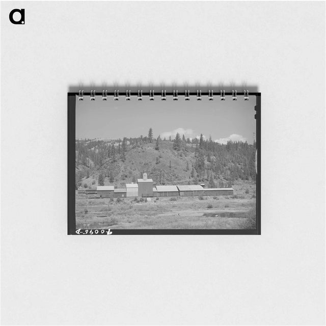 アートメモ帳-Wheat Elevators and Sack Warehouse, Clearwater County, Idaho
 - ラッセル リー Memo.