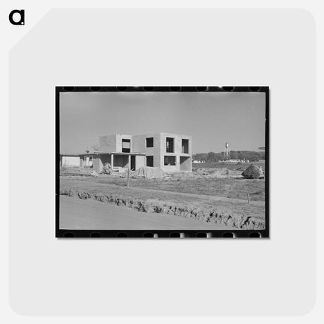 アートポストカード-Men Working on Roof, Jersey Homesteads
 - ラッセル リー Postcard.