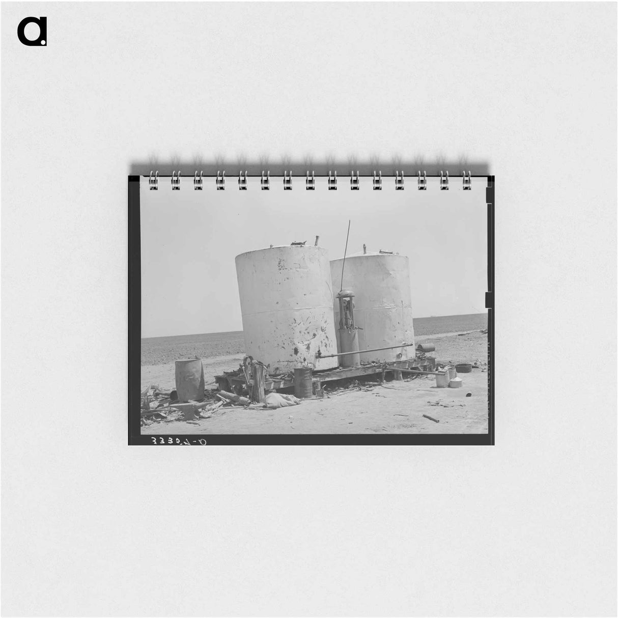 アートメモ帳-Gasoline Storage Tanks on Farm near Ralls, Texas
 - ラッセル リー Memo.