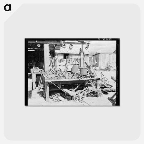 アートポストカード-Agricultural Machine Junkyard, San Juan, Texas
 - ラッセル リー Postcard.