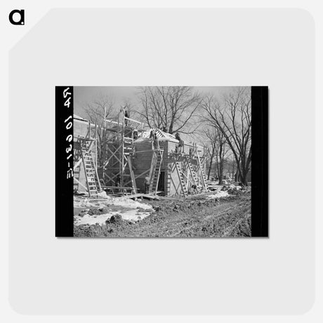 アートポストカード-House Under Construction at Greendale
 - ラッセル リー Postcard.