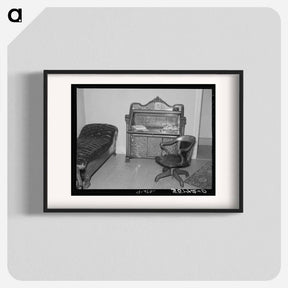 アートポスター-Living Room Corner, Jim Hardin's House, Two Bit Creek
 - ラッセル リー Poster.