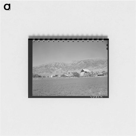 アートメモ帳-Hay Barn at Foot of Wasatch Mountains
 - ラッセル リー Memo.