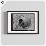アートポスター-Gold Ore Bucket at Abandoned Mine, Pinos Altos, New Mexico
 - ラッセル リー Poster.