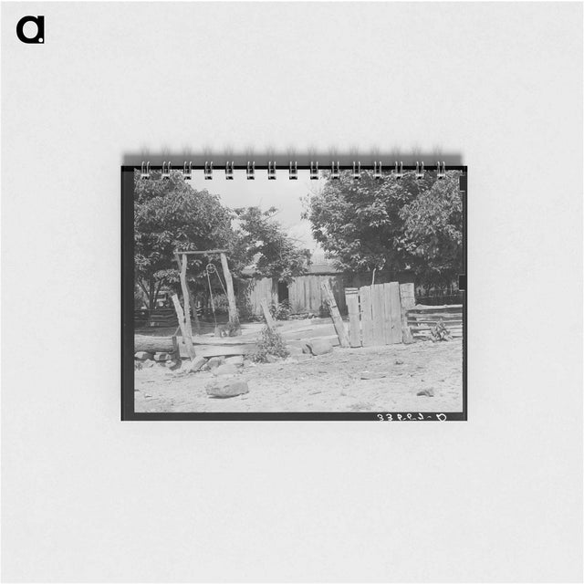 アートメモ帳-Backyard of Home of Indian Farmer, McIntosh County, Oklahoma
 - ラッセル リー Memo.