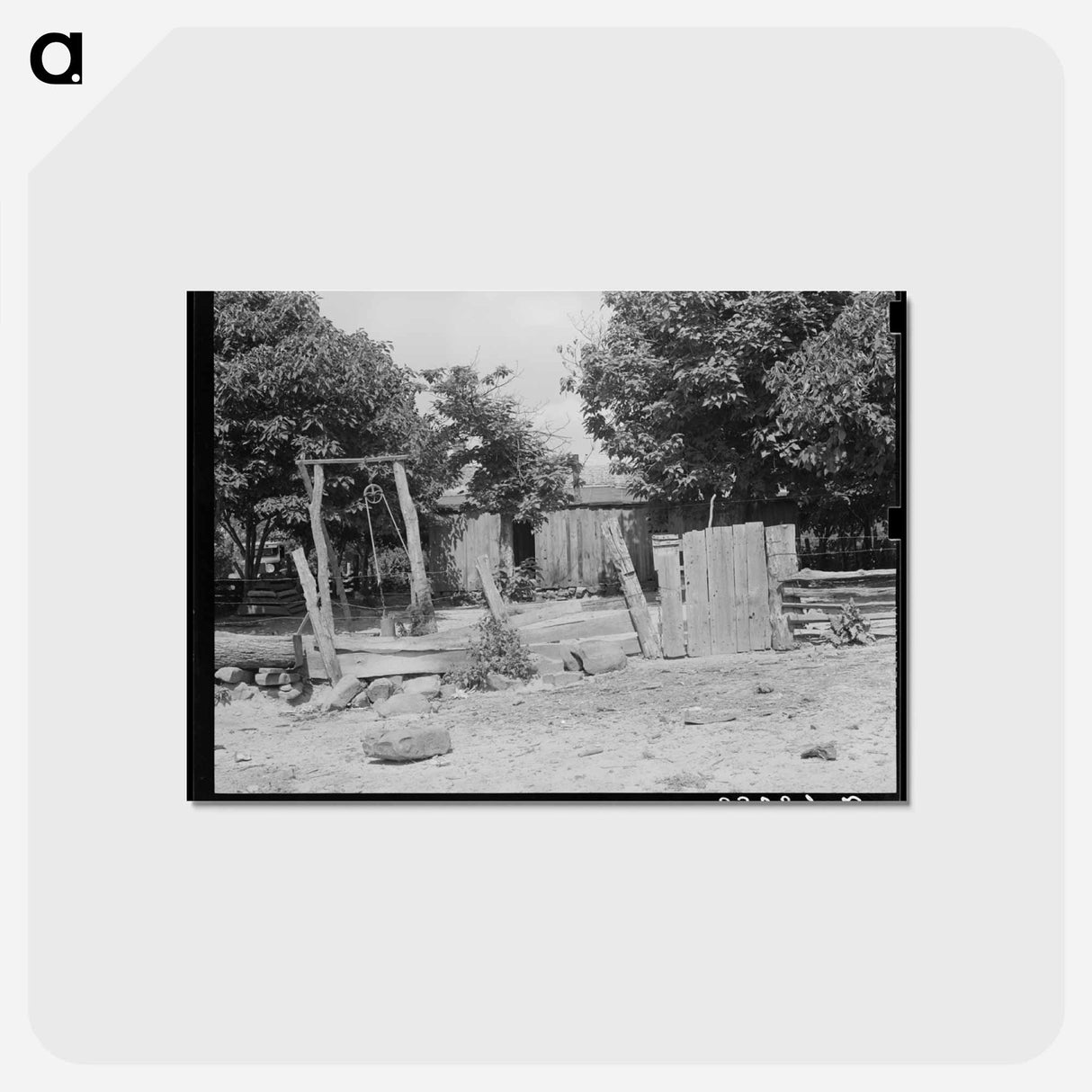 アートポストカード-Backyard of Home of Indian Farmer, McIntosh County, Oklahoma
 - ラッセル リー Postcard.