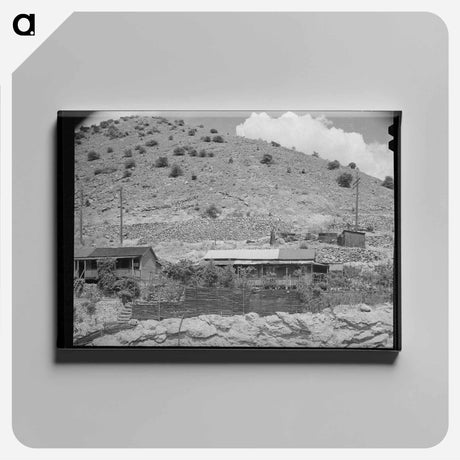 アートパネル-House in Bisbee, Arizona, with Timber Supports
 - ラッセル リー Canvas.