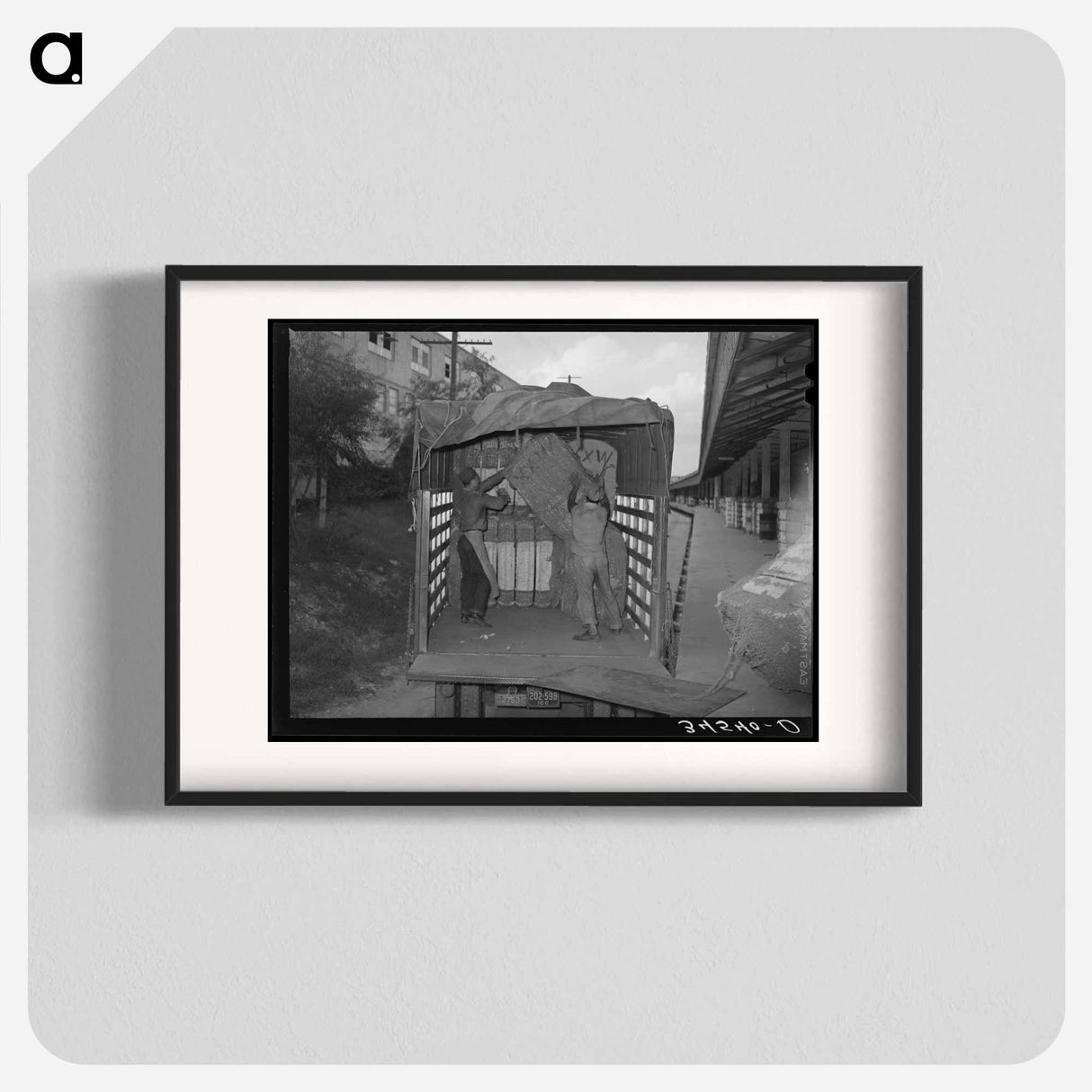 アートポスター-Unloading Truckload of Cotton, Compress, Houston, Texas
 - ラッセル リー Poster.