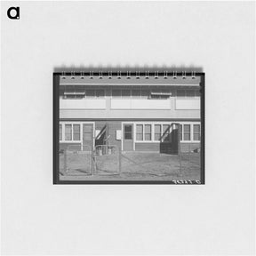 アートメモ帳-Yuba City FSA Farm Workers' Camp, Back of Apartment Building
 - ラッセル リー Memo.