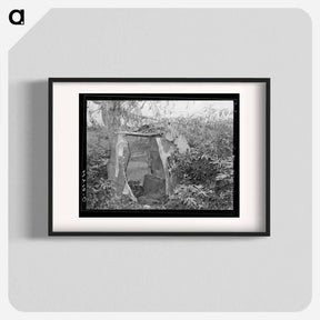 アートポスター-Privy of Agricultural Day Laborer, Webbers Falls, Oklahoma
 - ラッセル リー Poster.