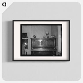 アートポスター-Piano in Fruit Farmer's Home
 - ラッセル リー Poster.