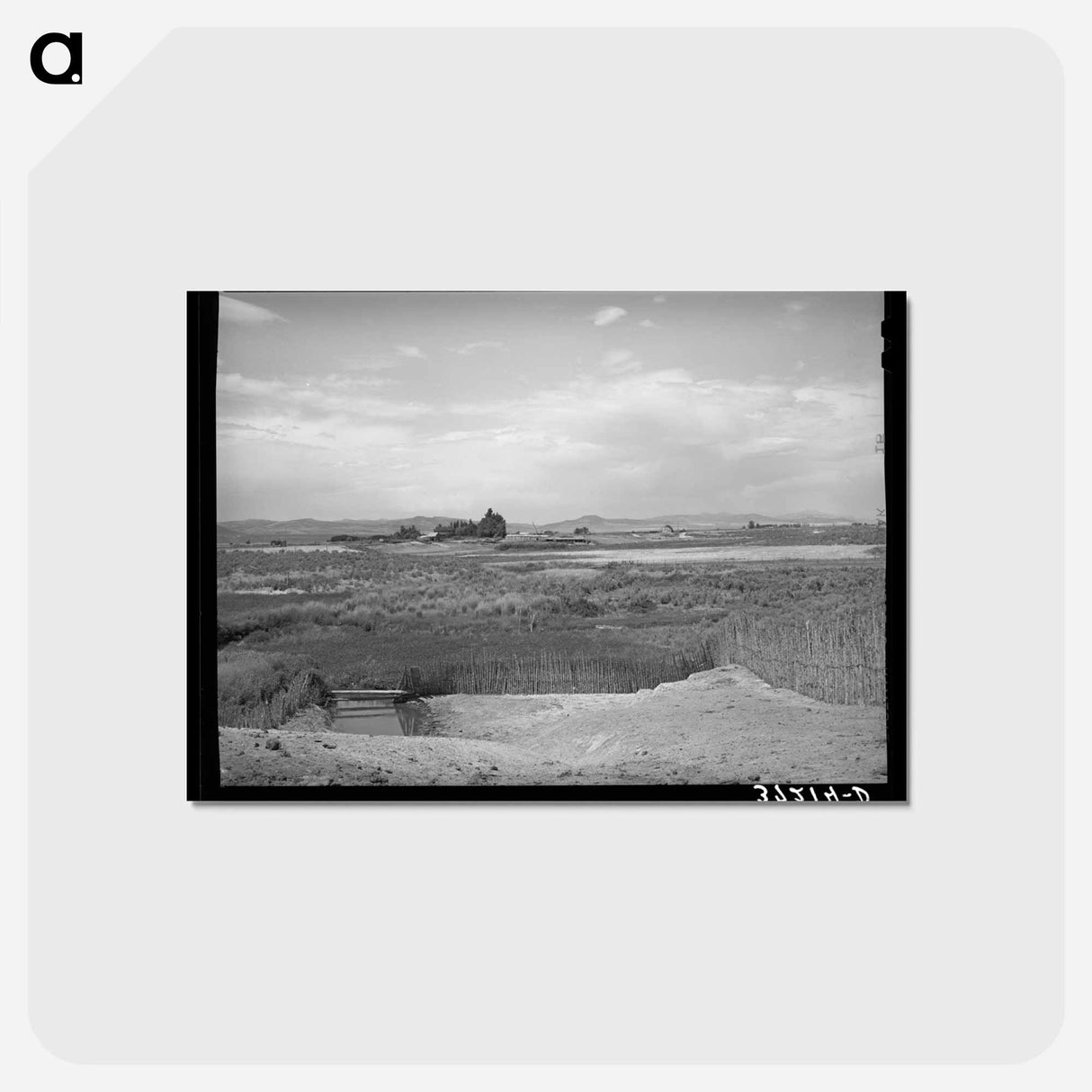 アートポストカード-Corral of Farmer and Outlying Farming Country, Box Elder County, Utah
 - ラッセル リー Postcard.