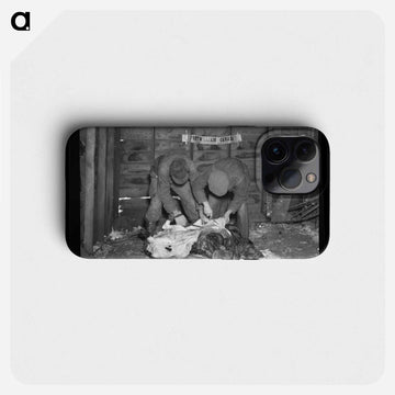 Hog Butchering at the Madsen Farm
 - ラッセル リー Phone Case.