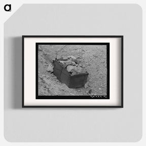 アートポスター-Old Ore Bucket, Pinos Altos
 - ラッセル リー Poster.