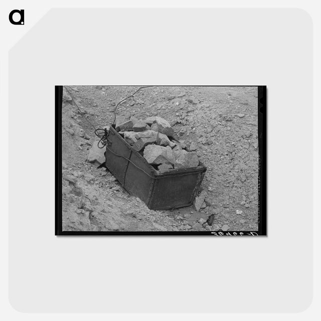 アートポストカード-Old Ore Bucket, Pinos Altos
 - ラッセル リー Postcard.