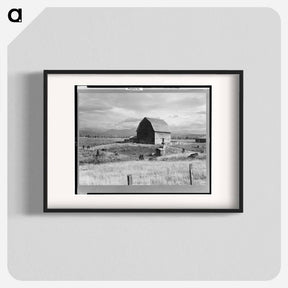 アートポスター-Type barn, characteristic of Idaho, on farm of older settler. Boundary County, Idaho - ドロテア ラング Poster.