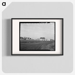 アートポスター-Untitled photo, possibly related to: View of Resettlement Administration's part-time farms. Glendale, Arizona - ドロテア ラング Poster.