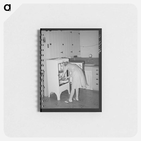 アートメモ帳-Kearney-Mesa Bedroom Closet
 - ラッセル リー Memo.