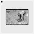 アートポストカード-Brick Making in Chamisal
 - ラッセル リー Postcard.