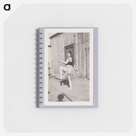 アートメモ帳-Woman Wearing a Grass Skirt
 - セントルイス美術館 Memo.