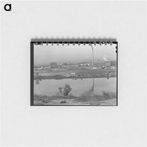 アートメモ帳-Untitled photo, possibly related to: Sugar beet factory along Snake River - ドロテア ラング Memo.